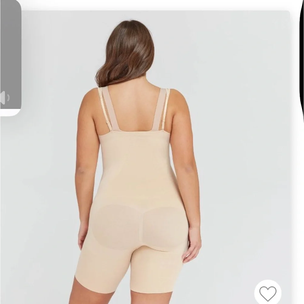 NWT Assets by Spanx open bust body suit shape wear 1X Nude Tan - Picture 3 of 12